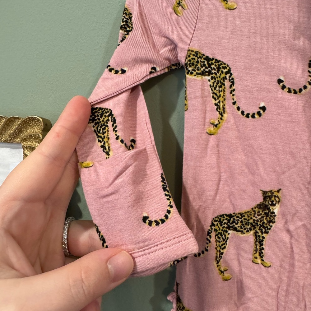 POSH PEANUT mara cheetah sleeper; bamboo sleeper; bamboo baby gifts; bamboo baby - Picture 6 of 15